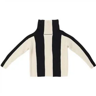 Korkean kaulan pystyraitainen villapaita